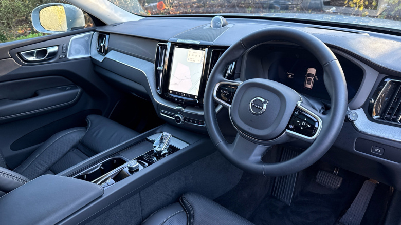 Volvo XC60 2.0 B5P Ultra Dark 5dr AWD Geartronic Petrol Estate